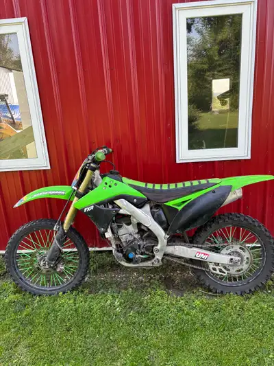 Has 28 hours on full rebuild by the previous owner and it’s fuel injected runs and drives great. it’...