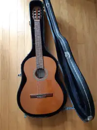 Guitare Classique Rodriguez Mod C1 (plus accessoires)