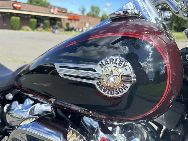 2022 Harley Davidson Fat Boy in Street, Cruisers & Choppers in Regina - Image 6