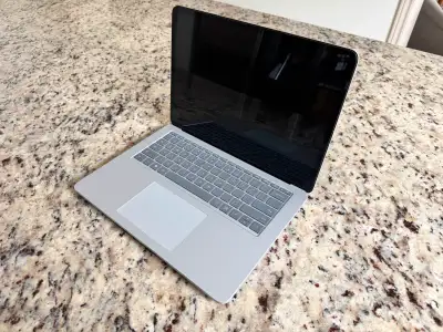 Selling my Microsoft Surface Laptop Studio (14.4", Platinum) – purchased brand new in September 2023...