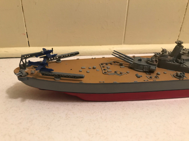 Fully Assembled Painted Battleship Model From Kit Ship Boat in Hobbies & Crafts in Kitchener / Waterloo - Image 2
