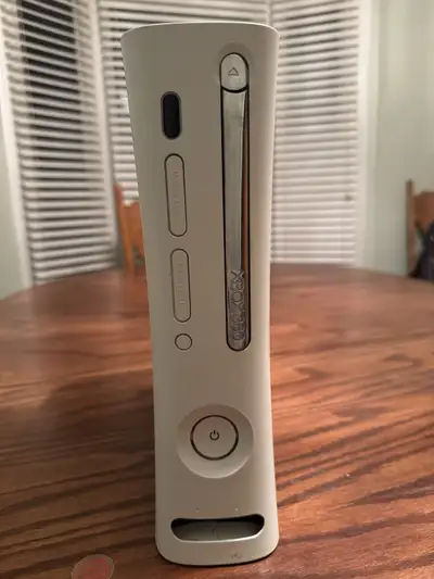 RGH 3 Xbox 360 PHAT, View more