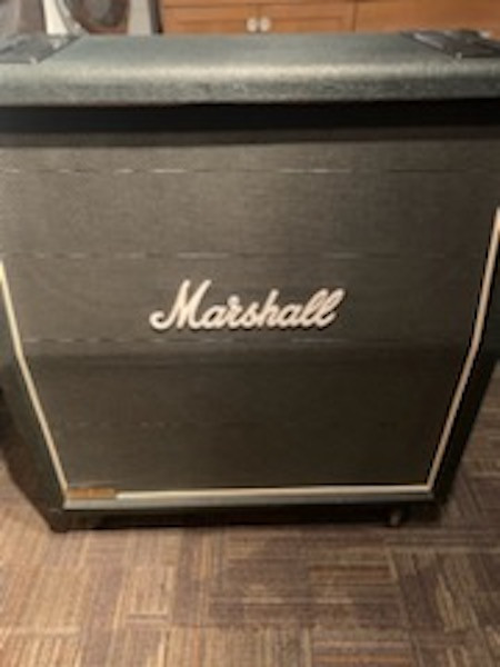 Marshall JCM800 Cabinet in Amps & Pedals in Windsor Region - Image 2