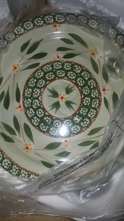 These dishes scream family, when I used to my Grandmas farm out in Fort Erie Canada I remember her s...