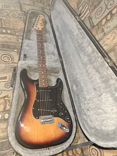 fender stratocaster mim , View more