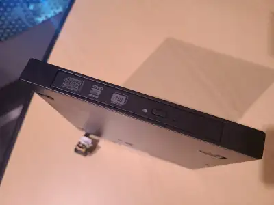 9.5/10 mint condition, lenovo brand with usb connector cable, and 2x usb extensions built-in; Cash o...