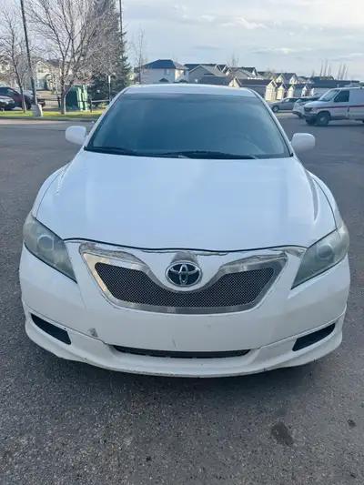 Selling my 2009 Toyota Camry SE V6 in great condition. This car is known for Toyota reliability, low...