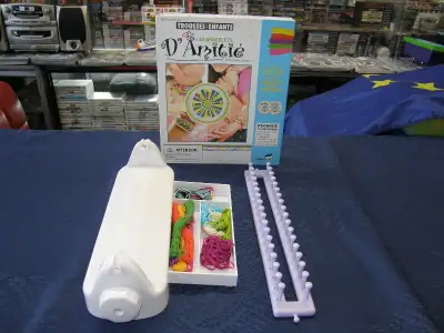 Lot d'article pour faire des Bracelets d'amitié en tissue - 10$, View more