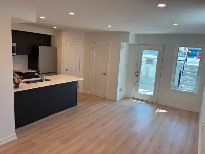 2 Bed 2 bath Brand new condo 940 david st north fergus