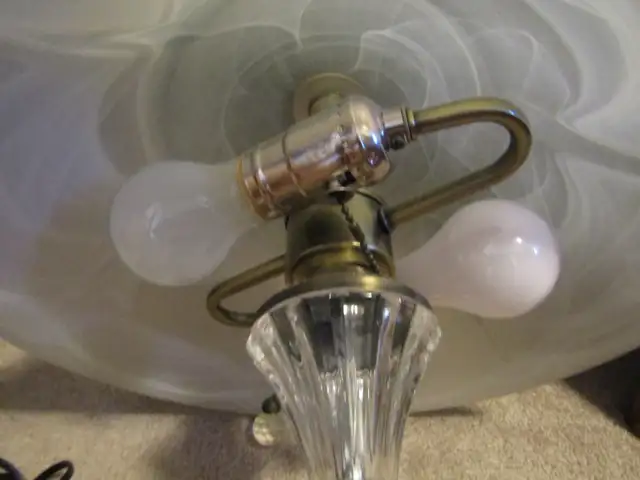 Table Lamp with Frosted Glass Shade in Indoor Lighting & Fans in City of Toronto - Image 8