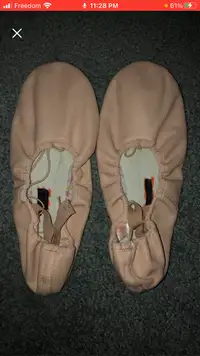 Ballet shoes 7.5