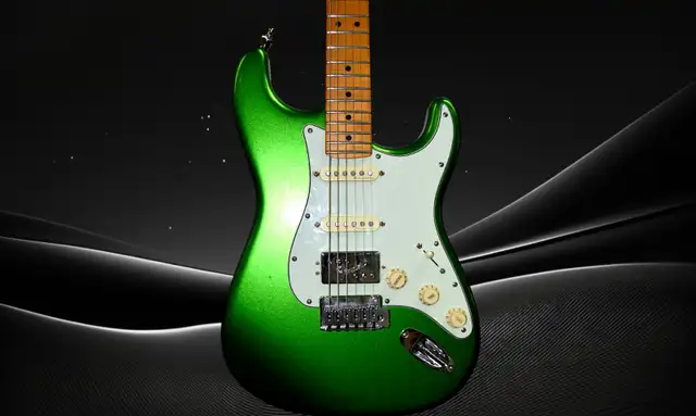 Fender Stratocaster Made In Mexico Player Plus 2021 in Guitars in Peterborough - Image 2