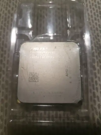 AMD FX-Series FX 4100 3.6 GHz Quad-Core CPU Processor. Model: FD4100WMW4KGU Socket AM3+. 100% tested...