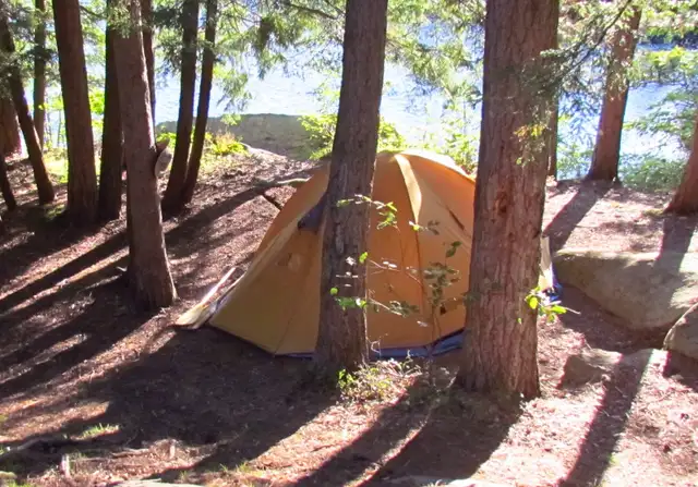 MEC Wanderer 2 Two-Person Tent in Fishing, Camping & Outdoors in City of Toronto - Image 5