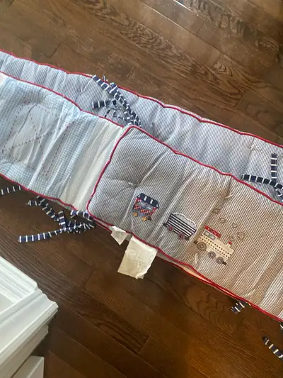 Pottery barn Crib comforter, bumper and bed skirt Great condition - like new Crib mattress $100