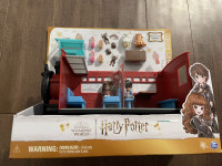 Brand New Harry Potter Wizarding World Harry, Magical Minis Toy 