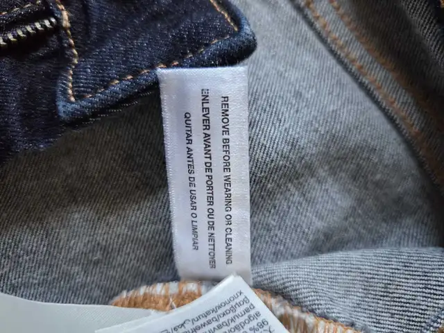 calvin klein Ladies Jeans Mid Rise Skinny 26Wx30L in Women's - Other in Oshawa / Durham Region - Image 7