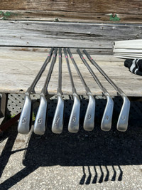 Ping G25 Golf Irons Full Set RH Black Dot
