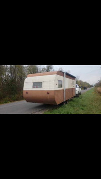 1959 retro Franklin camper trailer travel bunkie office park 16’