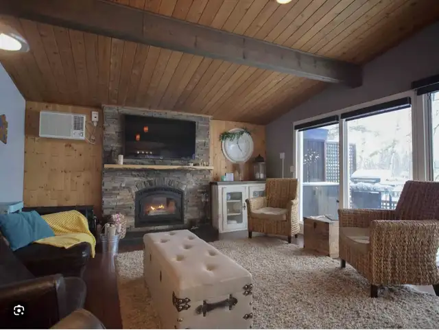 Lake front Cabin on Emma Lake in Saskatchewan in Canada - Image 5