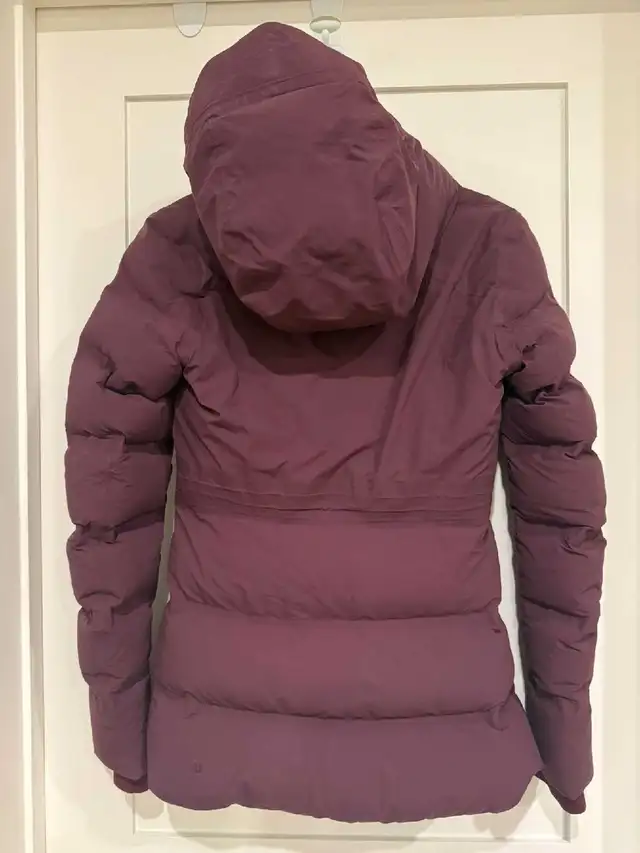 lululemon street sleet women's winter jacket in Women's - Tops & Outerwear in Calgary - Image 5