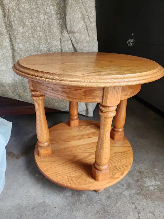 End Table/ Plant Table