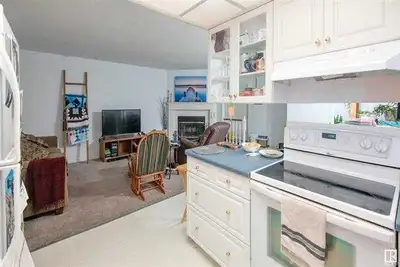 The upper floor of the house with mother inlaw suite(rented separately) features 3 bedrooms, 2 full...