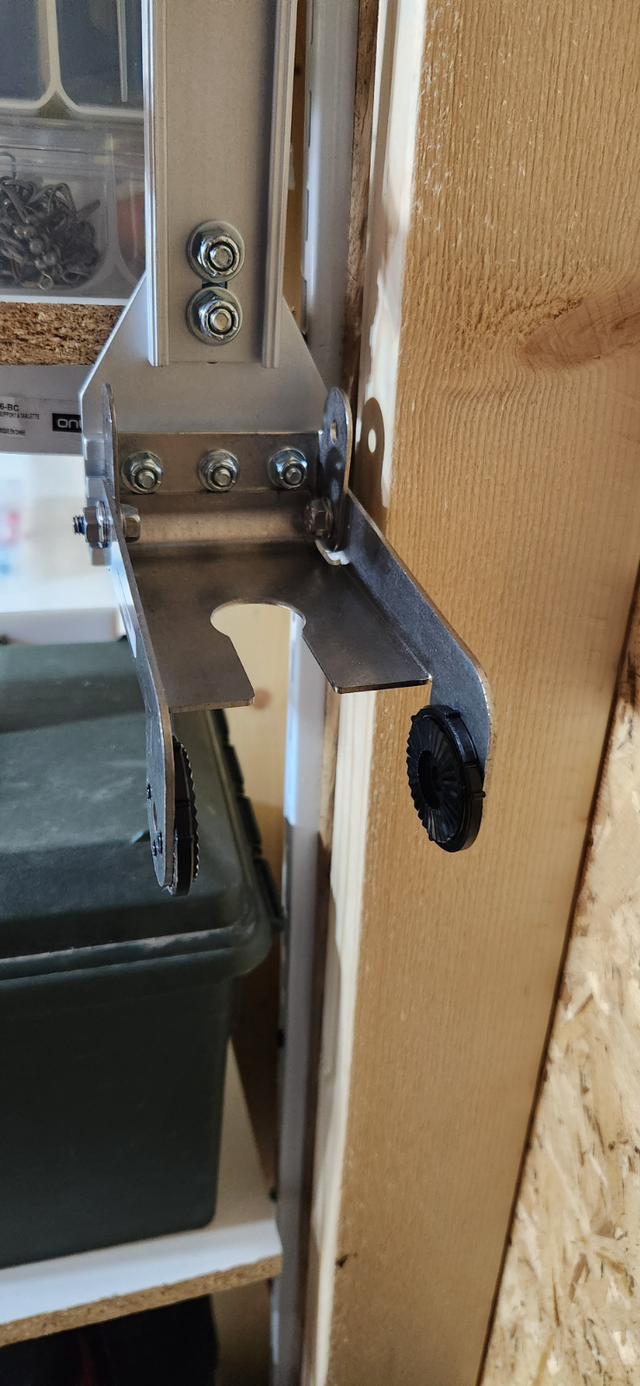 Lowrance Active Target 2 Transducer in Fishing, Camping & Outdoors in Owen Sound - Image 7