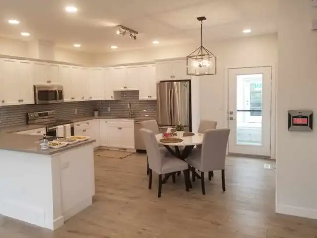 ACE FLOORING: We Specialized in Flooring Installation62864742353538122
