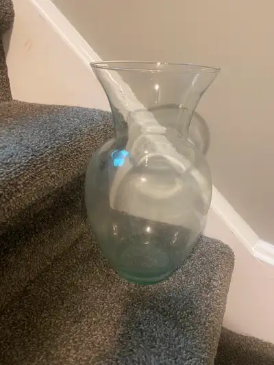 Vase - Glass flower vase, View more