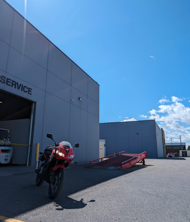 Honda CBR in Sport Bikes in Calgary - Image 3
