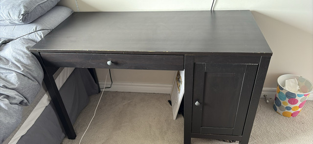 IKEA Desk in Desks in Ottawa
