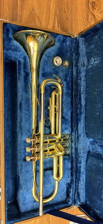 Yamaha Trumpet with case and mouthpiece  , View more