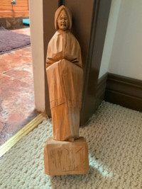 Folk art wood carving - standing woman