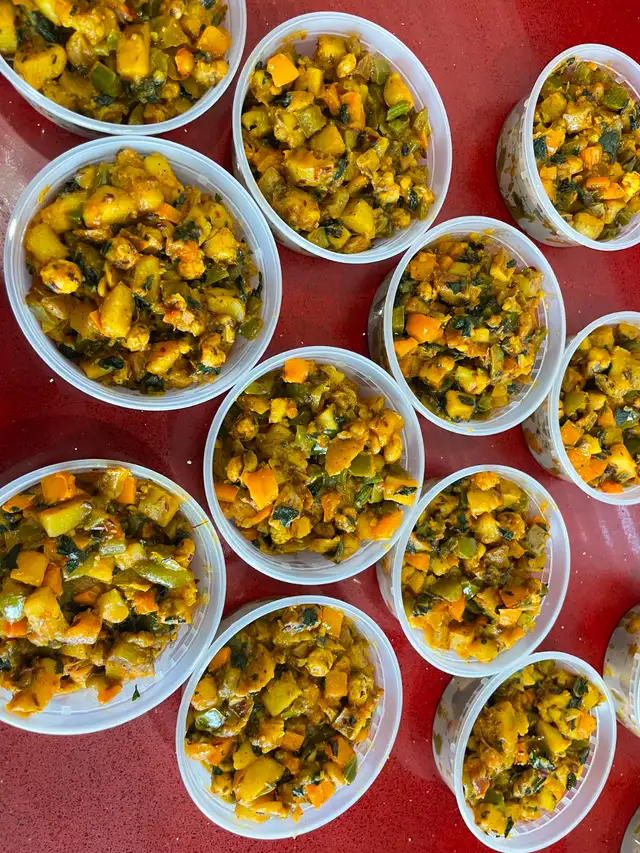 TIFFIN & CATERING SERVICES62864355781634124