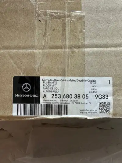 Brand new in box unused car floor mat. Ask for $120 cash trade in Markham . Thanks