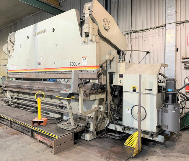 2010 Accurpress 760016 CNC Press Brake in Other Business & Industrial in Edmonton