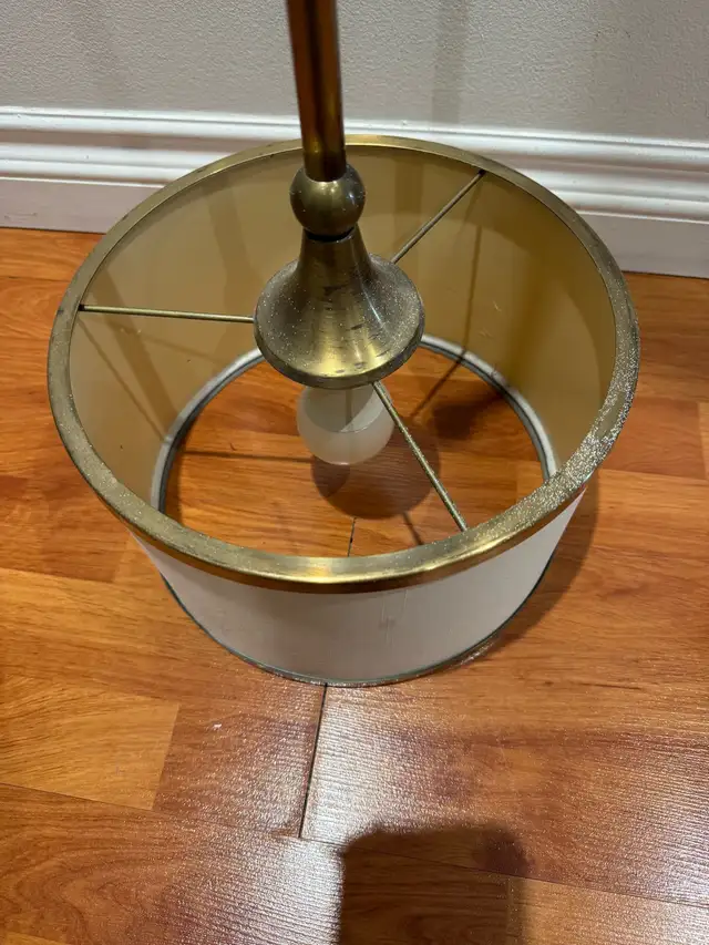 Antique Brass Pendant Lights in Indoor Lighting & Fans in City of Toronto - Image 4