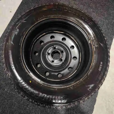Snow Tires 225 65 R17 bridgestone studless in Tires & Rims in Barrie - Image 4