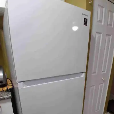 Frigo Samsung 18 pied cube, View more