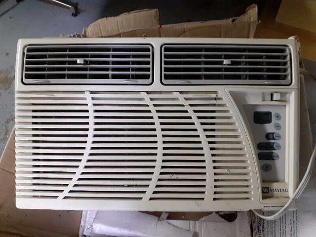 Window air conditioner in Heaters, Humidifiers & Dehumidifiers in City of Toronto