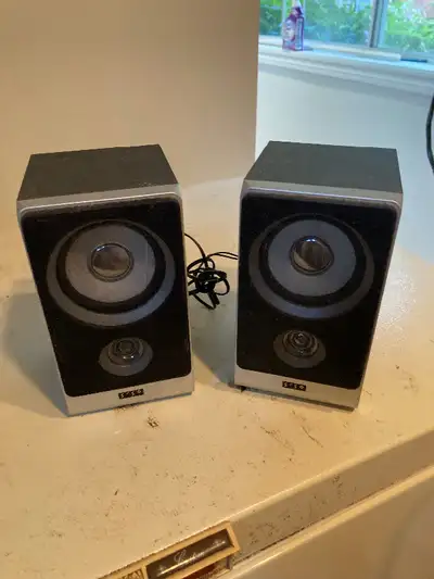 Ensemble petits haut-parleur, View more