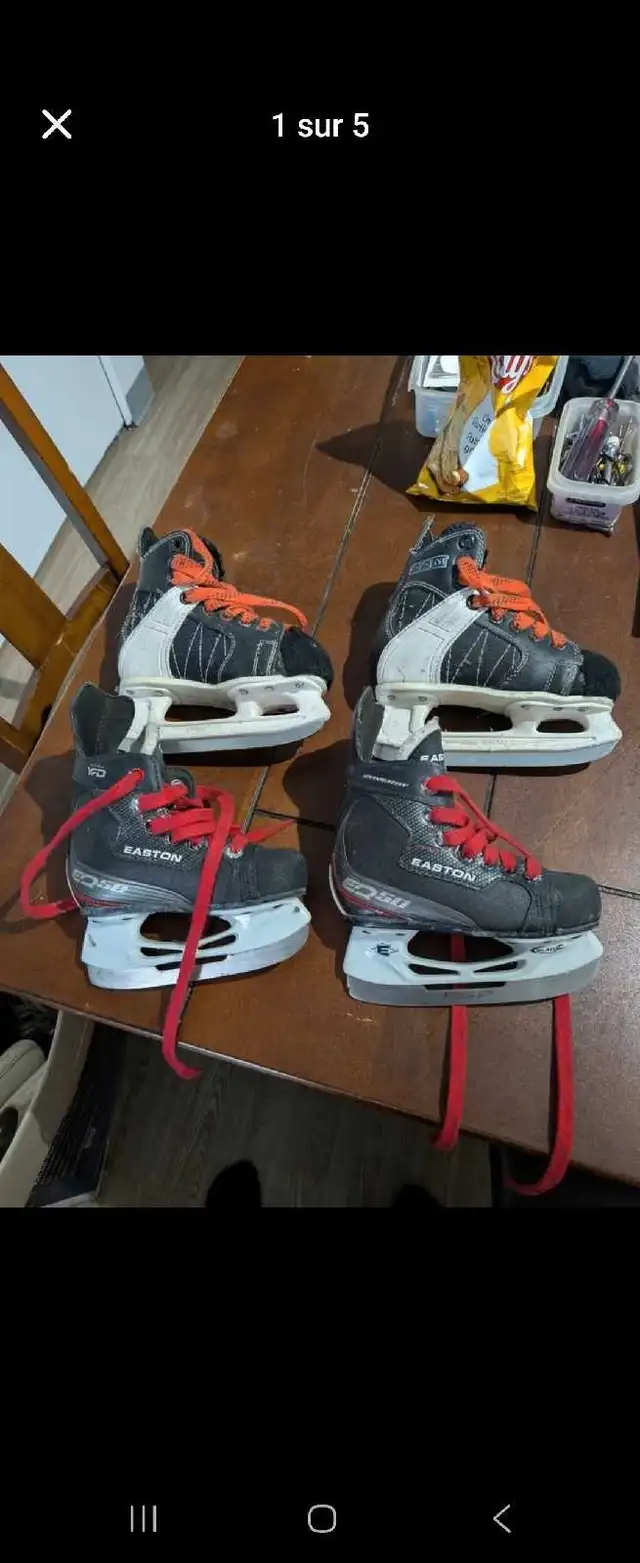 2 children's hockey skates62854390828289129