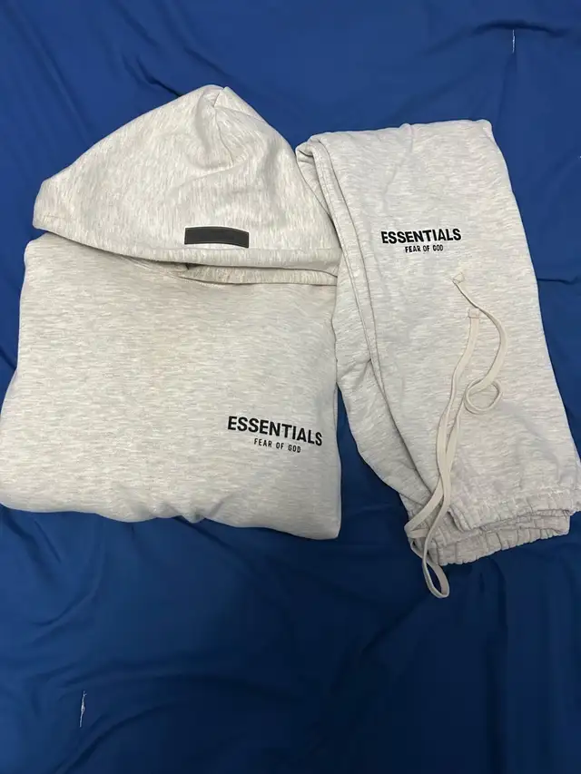 Light Oatmeal Essentials Tracksuit (check description) in Men's in Oshawa / Durham Region - Image 2