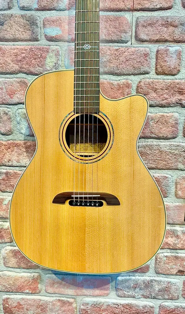 Alvarez Yari FY70CE 2021