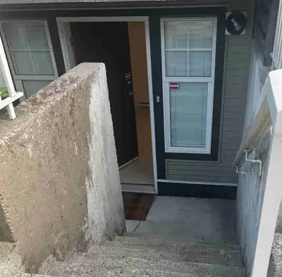 half ground  basement for rent