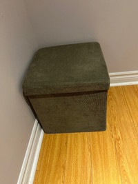 Almost New Single seat storage bench 