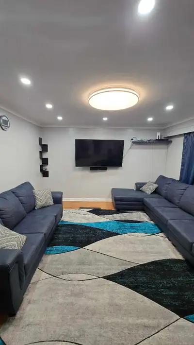 Two bedrooms for rent $750/room + utilities Parking also available Located near Kennedy station. Ken...