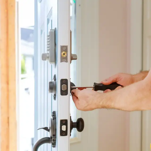 Oakville Locksmith - Car Key Replacement-Home Security Services