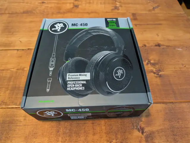 MACKIE MC-450 in Headphones in City of Montréal - Image 4